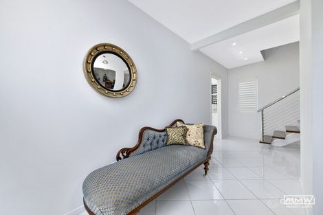 Property photo of 1 Doveshell Crescent Zilzie QLD 4710