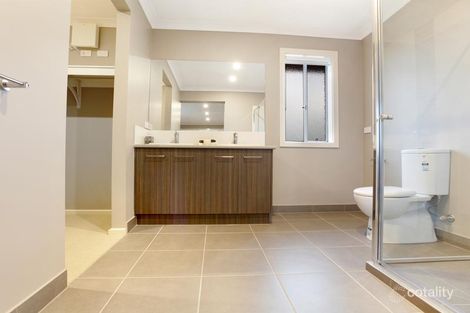 Property photo of 8 Flight Drive Williams Landing VIC 3027