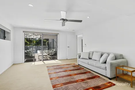 Property photo of 19 Duke Street Sunshine Beach QLD 4567