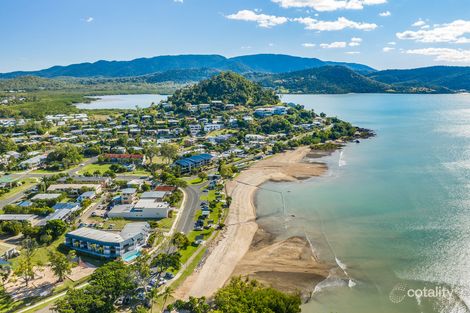 Property photo of 4/48 Coral Esplanade Cannonvale QLD 4802
