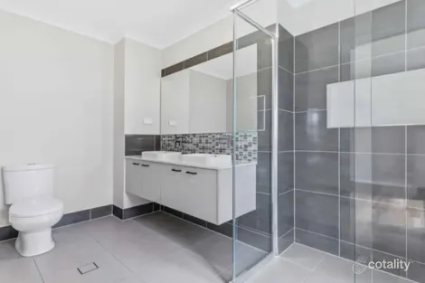 Property photo of 198 Settlers Boulevard Chisholm NSW 2322