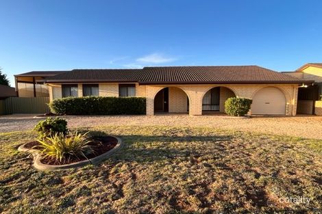 7 Caswell Dr, Hallett Cove, SA 5158