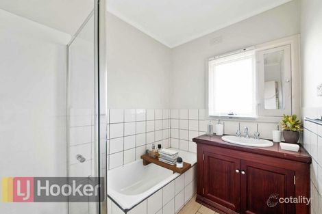 Property photo of 96 Kemp Street Springvale VIC 3171