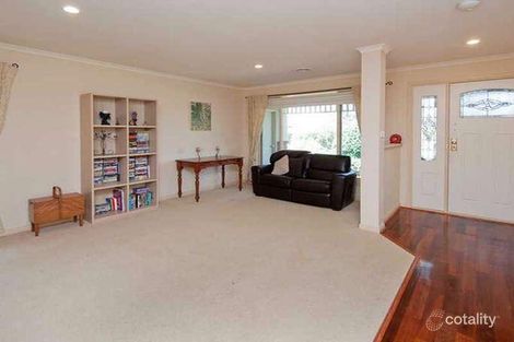 Property photo of 21 Marsh Grove Berwick VIC 3806