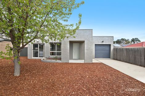 Property photo of 21 Hollows Circuit Macgregor ACT 2615