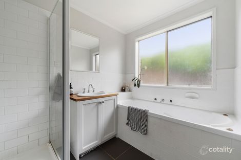 Property photo of 136 Clarendon Drive Somerville VIC 3912