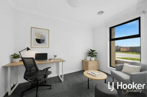 Property photo of 48 Princes Circuit Wallan VIC 3756