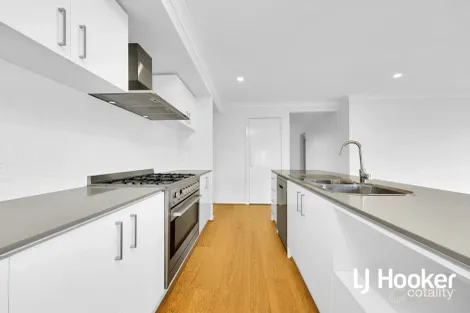 Property photo of 48 Princes Circuit Wallan VIC 3756