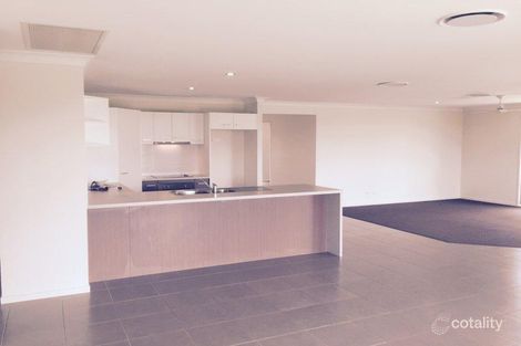 Property photo of 8 Leichhardt Drive Gracemere QLD 4702