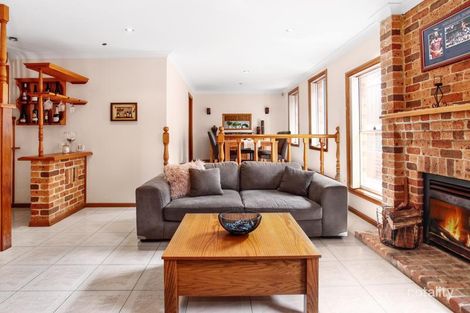 Property photo of 18 Egret Place Hinchinbrook NSW 2168