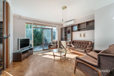 Property photo of 20 Rosemont Avenue Caulfield North VIC 3161
