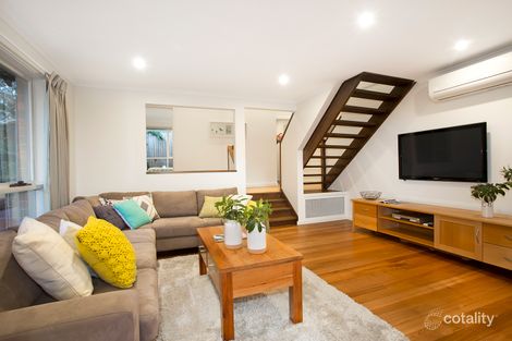 Property photo of 3 Mari Close Greensborough VIC 3088