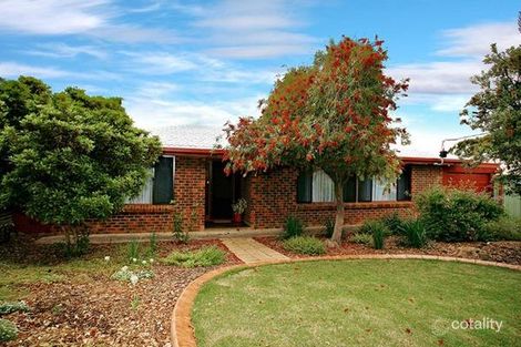 13 Columbia Cres, Modbury North, SA 5092