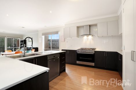 Property photo of 21 Snowsill Circuit Point Cook VIC 3030