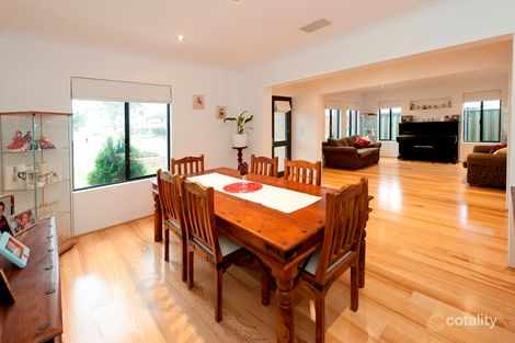 Property photo of 13 Antonio Circuit Port Kennedy WA 6172