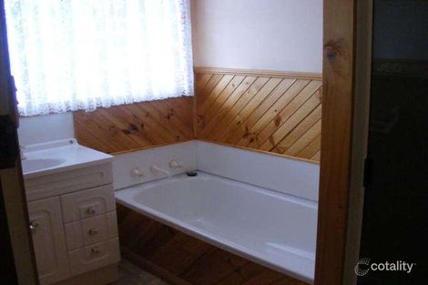 Property photo of 98 Old Surrey Road Havenview TAS 7320