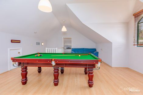 Property photo of 8 Forestedge Retreat Roleystone WA 6111