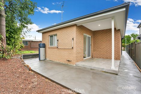 5a Rifle Range Rd, Northmead, NSW 2152