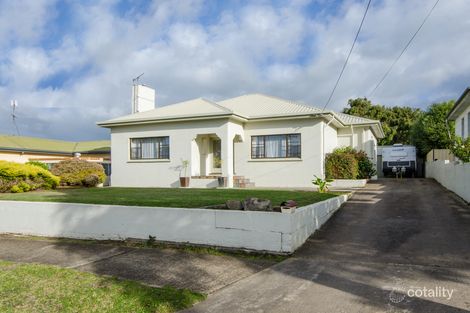 Property photo of 104 Lake Terrace East Mount Gambier SA 5290