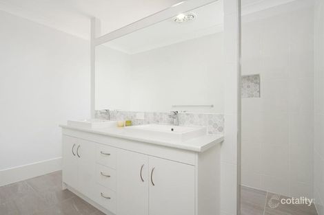 Property photo of 34 Tindappah Drive Thornlands QLD 4164