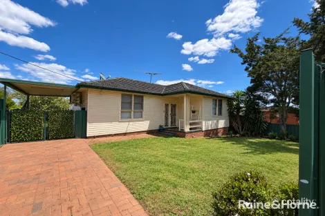 83b Broughton St, Campbelltown, NSW 2560