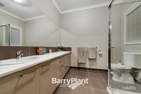 Property photo of 94 Arena Parade Officer VIC 3809