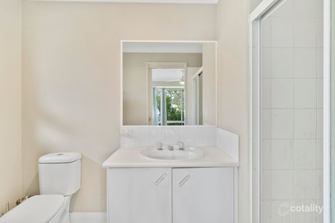 Property photo of 18 Bendigo Crescent Tallai QLD 4213