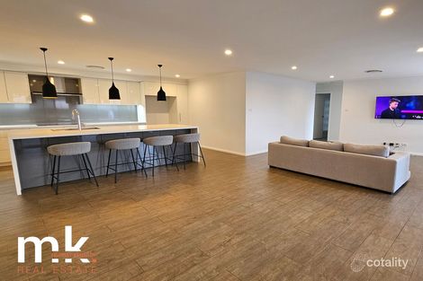 Property photo of 4 Fraser Place Mount Annan NSW 2567