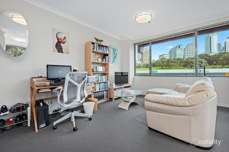 Property photo of 203/22-40 Sir John Young Crescent Woolloomooloo NSW 2011