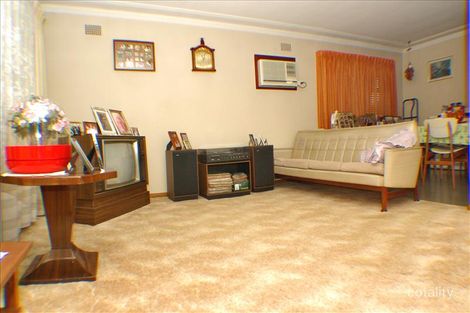 Property photo of 112 Beaconsfield Street Revesby NSW 2212