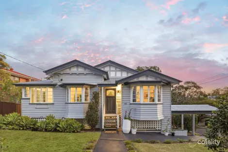 62 Disraeli St, Indooroopilly, QLD 4068