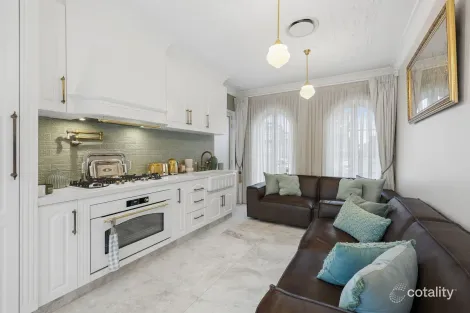 Property photo of 110 Highview Avenue Greenacre NSW 2190