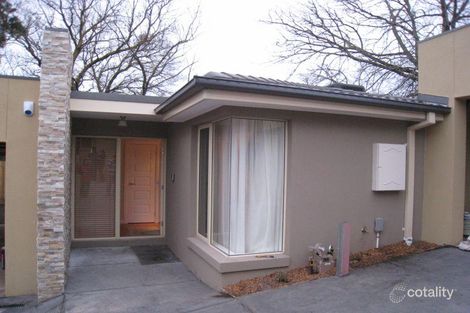 Property photo of 2/17 Illuka Crescent Mount Waverley VIC 3149