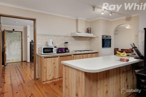 Property photo of 42 Greenhills Road Bundoora VIC 3083