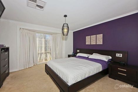 Property photo of 6 Langley Place Roxburgh Park VIC 3064