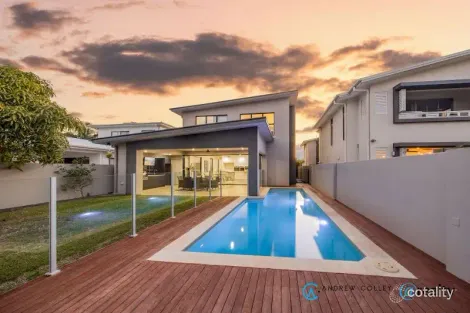 Property photo of 53 River Links Boulevard East Helensvale QLD 4212