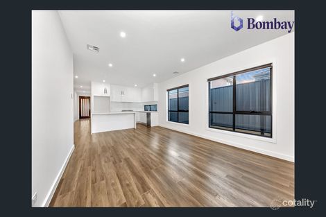 Property photo of 48 Denbigh Loop Mickleham VIC 3064