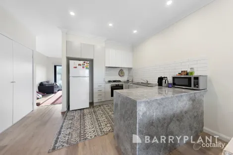 Property photo of 3/96 George Street St Albans VIC 3021