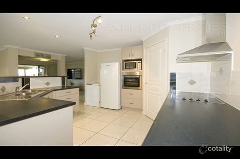 Property photo of 4 Lapford Circuit Drewvale QLD 4116