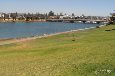 1/13 Patawalonga Frtg, Glenelg North, SA 5045