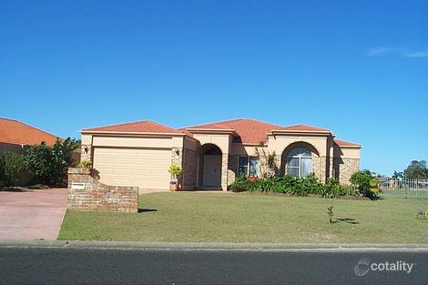 60 The Mainbrace, Yamba, NSW 2464