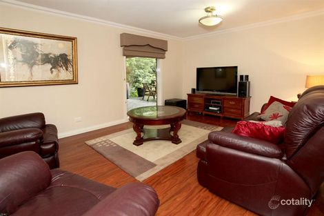 Property photo of 33 Tullimbar Circuit Vermont South VIC 3133
