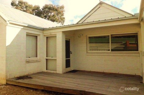 Property photo of 19 Deakin Drive Flora Hill VIC 3550