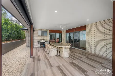 Property photo of 9 Markowitz Place Kirkwood QLD 4680