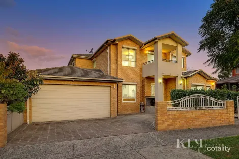 Property photo of 4 Watersedge Way Roxburgh Park VIC 3064