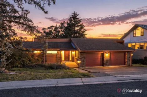21 Laurence Ave, Armidale, NSW 2350