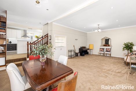 Property photo of 41 White Avenue Kooringal NSW 2650