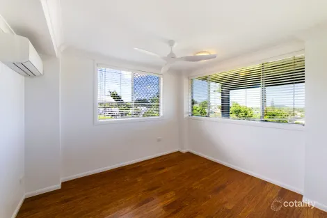 Property photo of 16 James Croker Drive Mount Pleasant QLD 4740