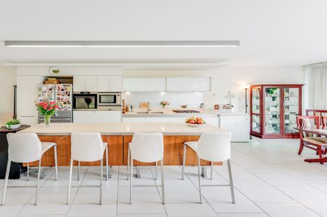 Property photo of 7203 Ephraim Island Parade Paradise Point QLD 4216