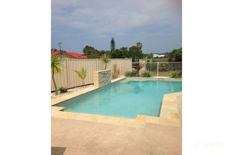 Property photo of 1 Bellevue Drive Little Mountain QLD 4551
